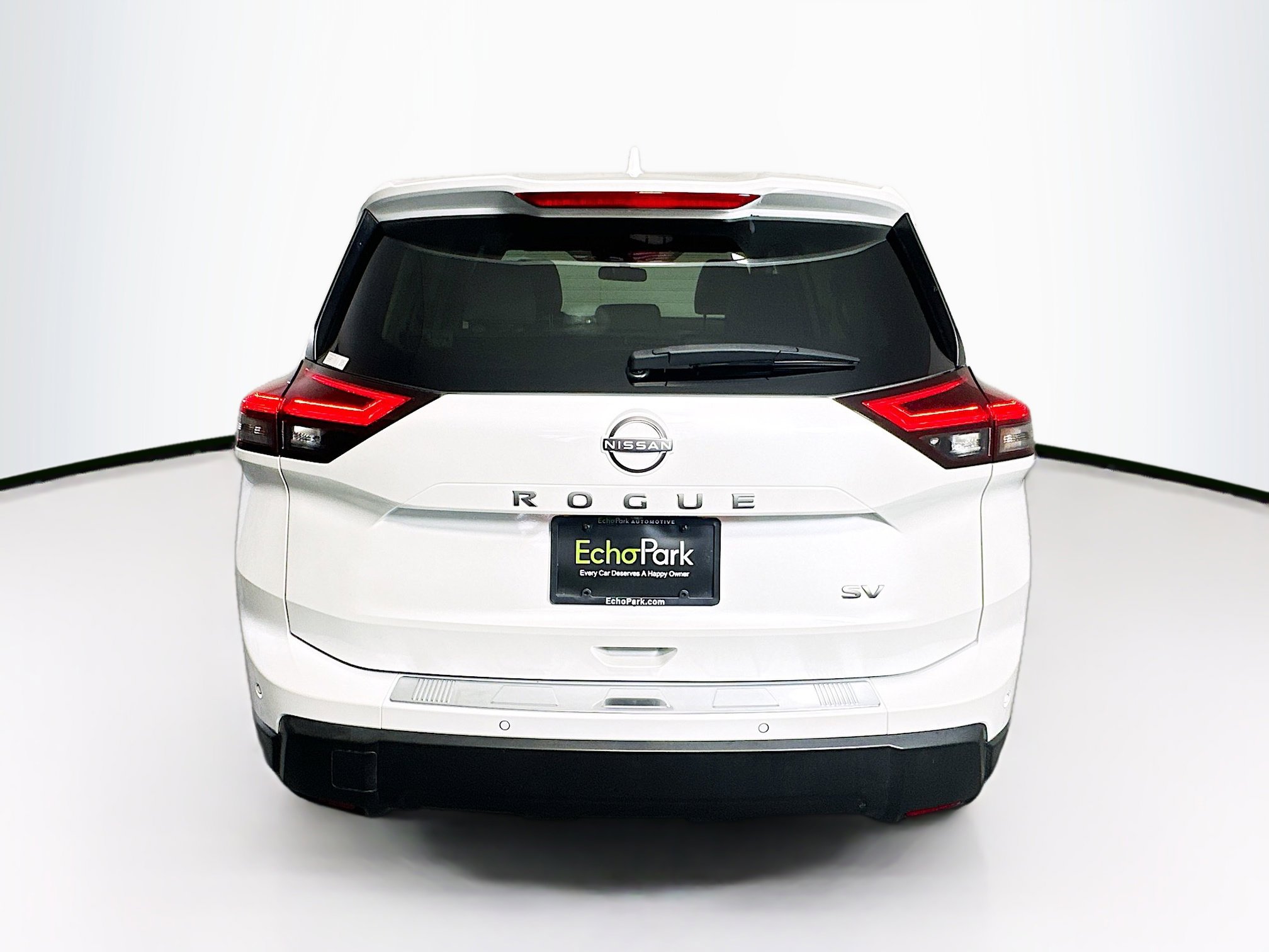 Used 2024 Nissan Rogue SV image 7