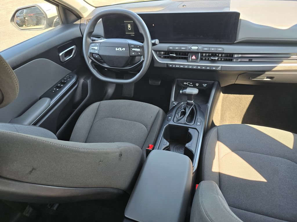 Used 2025 Kia K4 FWD image 18