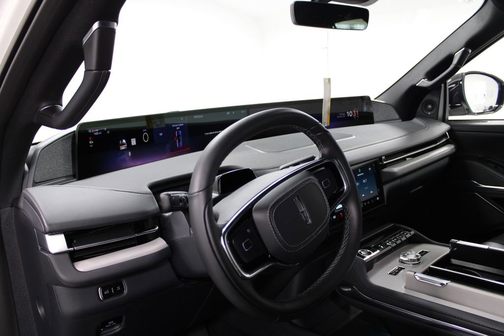 New 2026 Lincoln Navigator Reserve image 29