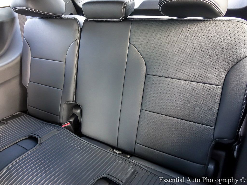 New 2026 Chevrolet Traverse LT w/ Enhanced Driving Package image 13