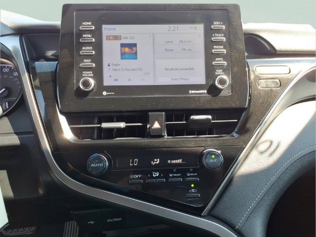 Used 2021 Toyota Camry SE FWD image 18