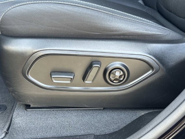Used 2023 Jeep Grand Cherokee L Laredo AWD/4WD image 25