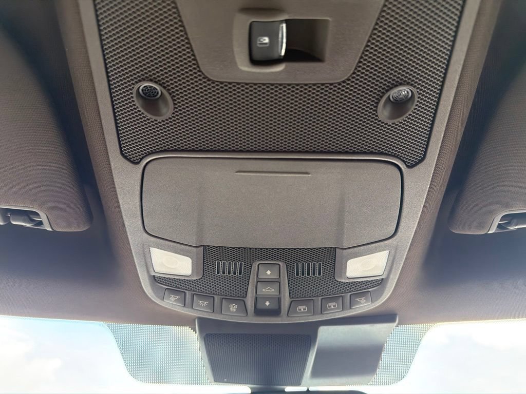 Used 2019 Ford F150 King Ranch w/ Equipment Group 601A Luxury AWD/4WD image 47