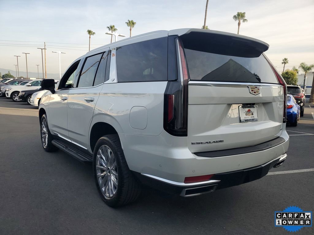 Used 2023 Cadillac Escalade Premium Luxury image 3