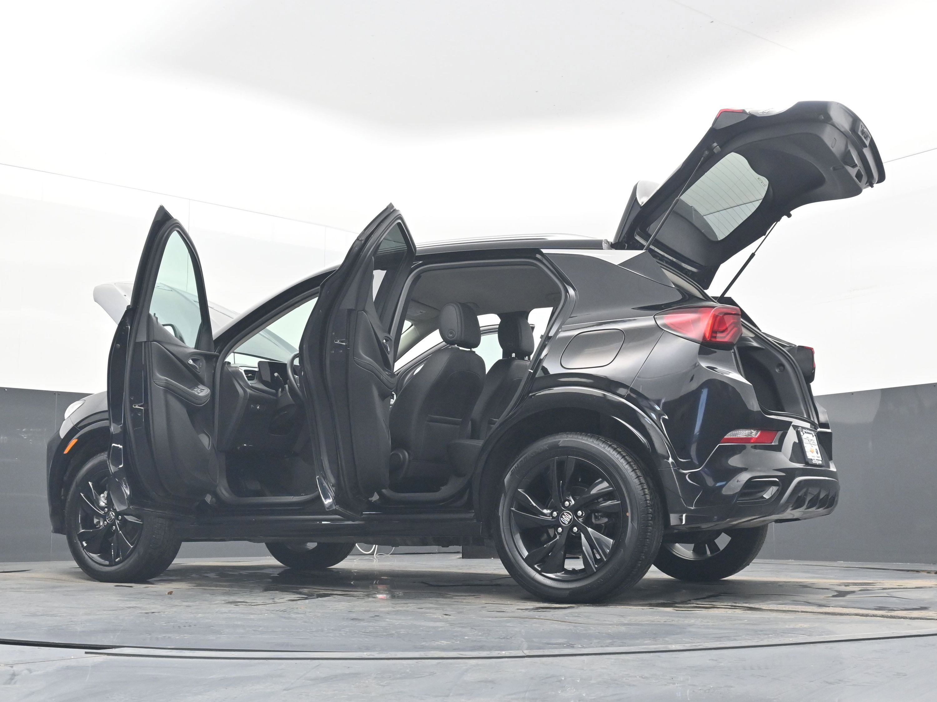 Used 2024 Buick Encore GX Sport Touring image 43