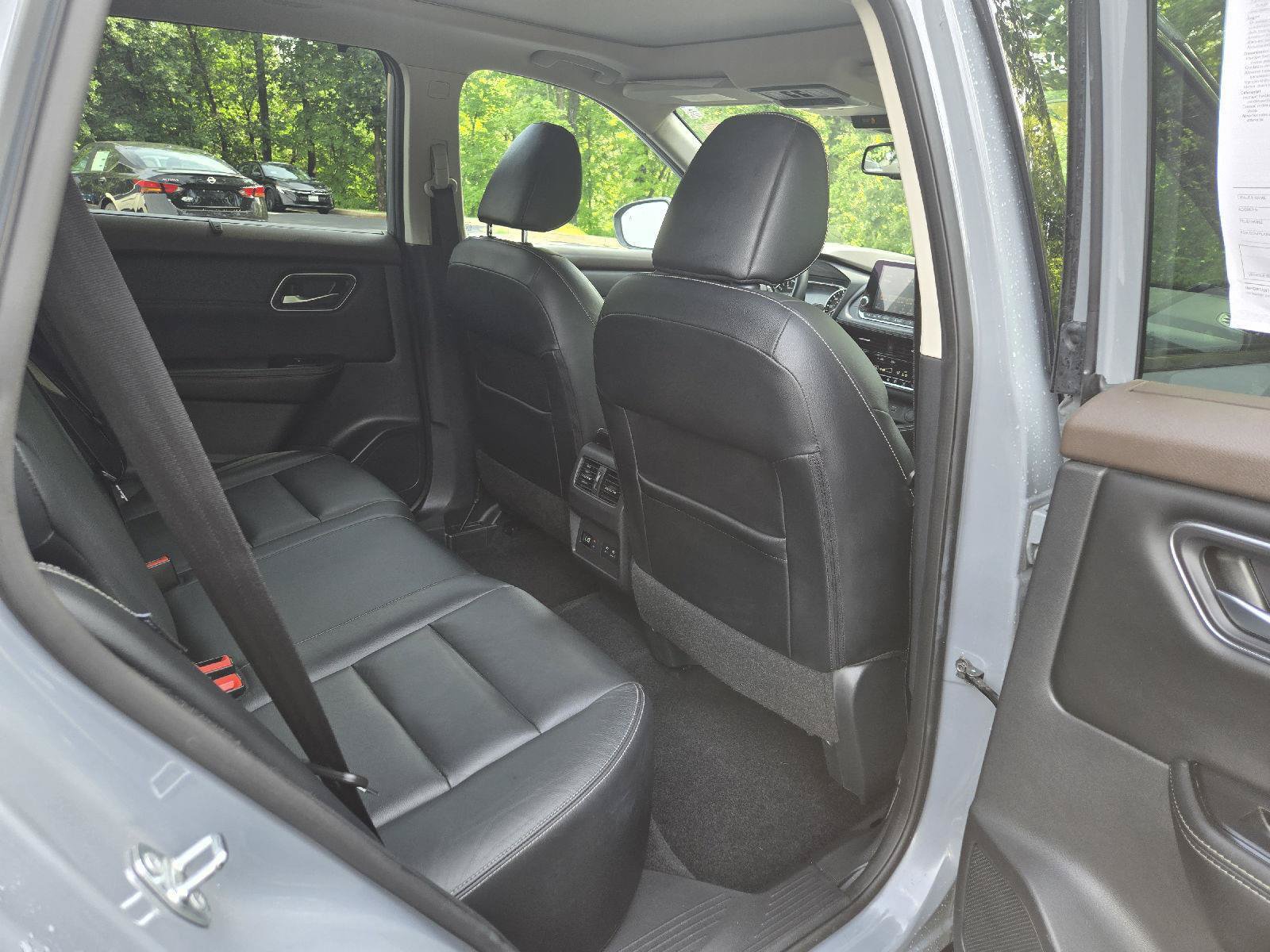 Used 2021 Nissan Rogue SL FWD image 29