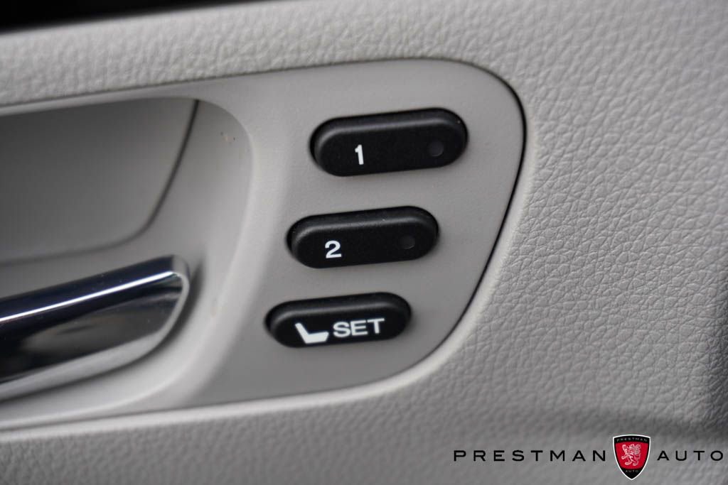 Used 2019 Honda Pilot Touring image 25