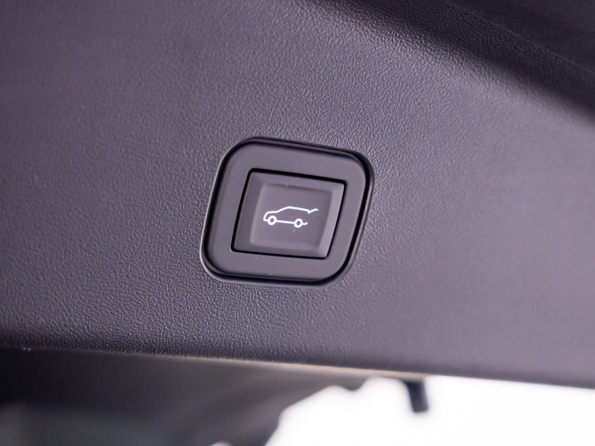 New 2027 Cadillac Vistiq Sport w/ LPO, Floor Liner Package AWD/4WD image 34
