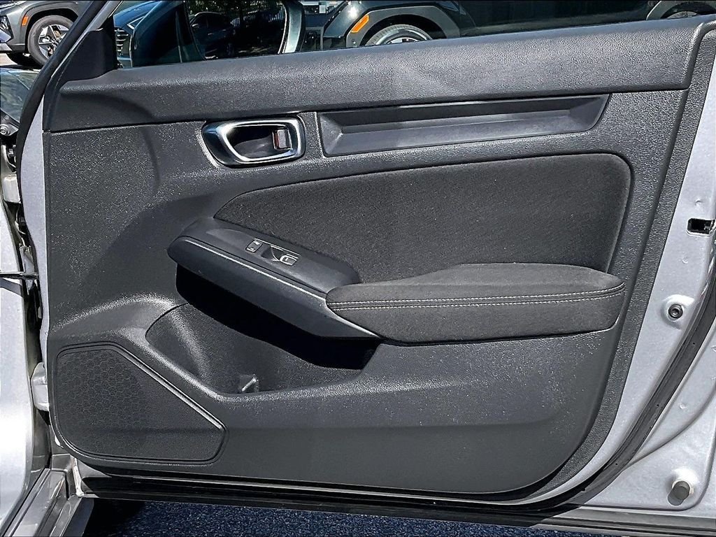 Used 2022 Honda Civic Sport image 12