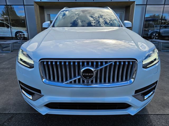Certified 2025 Volvo XC90 T8 Plus w/ Protection Package Premier AWD/4WD image 2