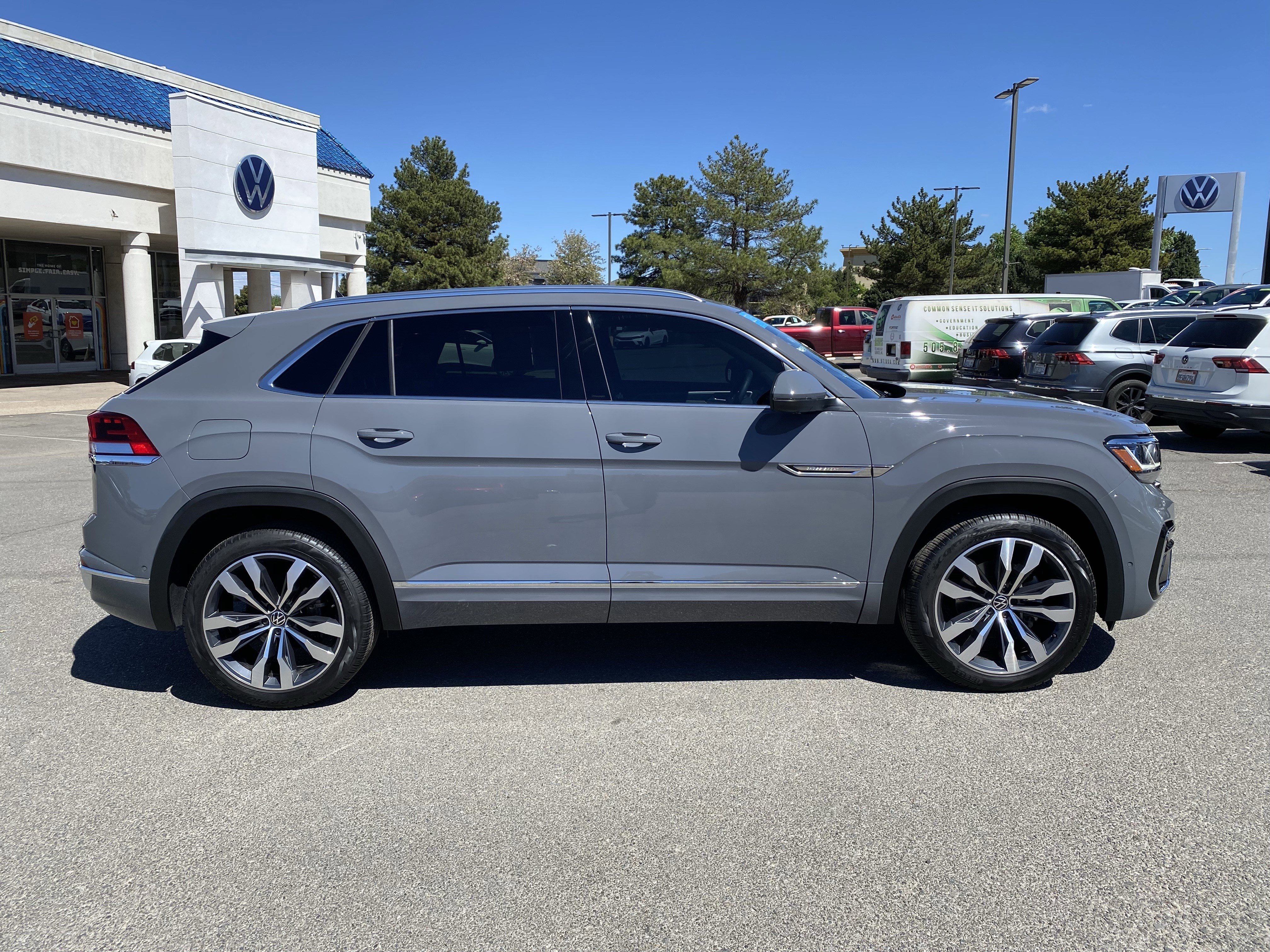 Certified 2023 Volkswagen Atlas Cross Sport SEL Premium R-Line AWD/4WD image 58