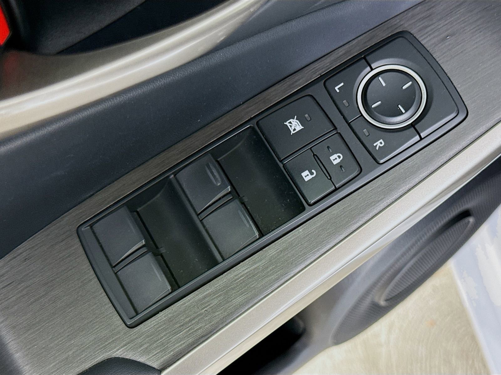 Used 2019 Lexus IS 300 F Sport w/ F Sport Package image 17