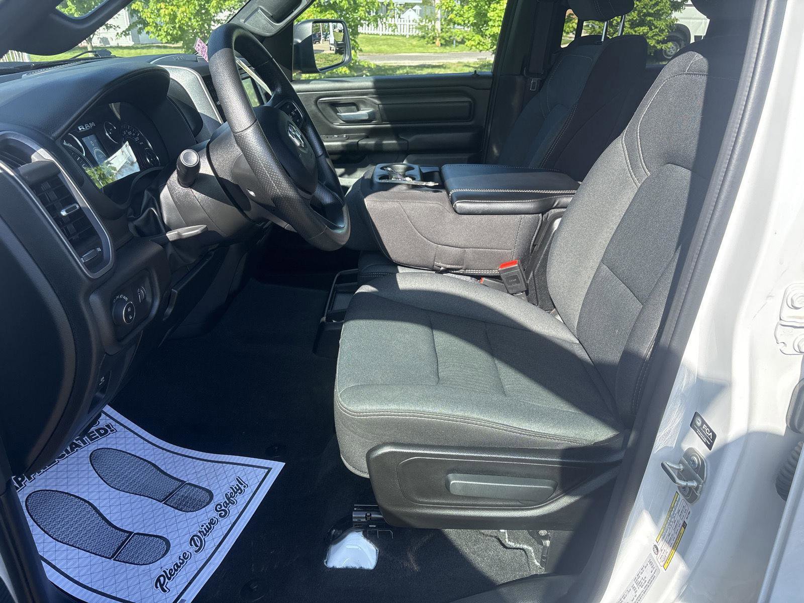 Used 2024 RAM 1500 Tradesman w/ Night Edition AWD/4WD image 9
