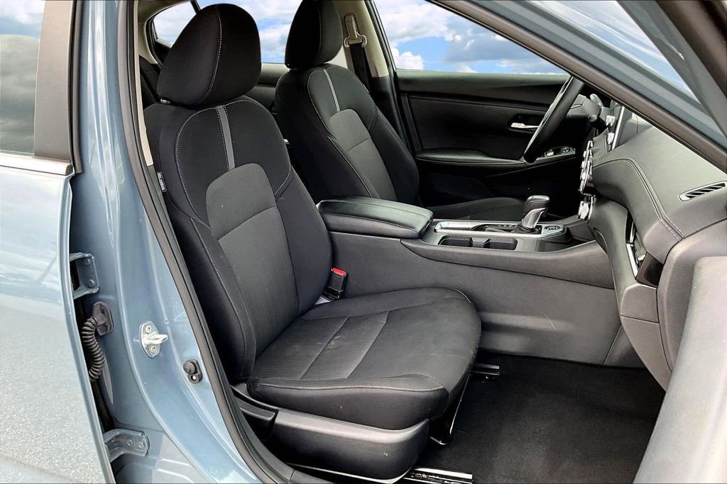 Used 2024 Nissan Sentra SV image 31