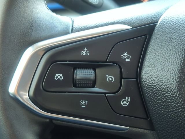 Used 2024 Chevrolet Trax LT w/ LT Convenience Package image 15