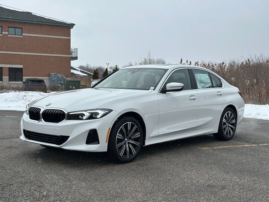 New 2026 BMW 330i xDrive Sedan AWD/4WD image 3