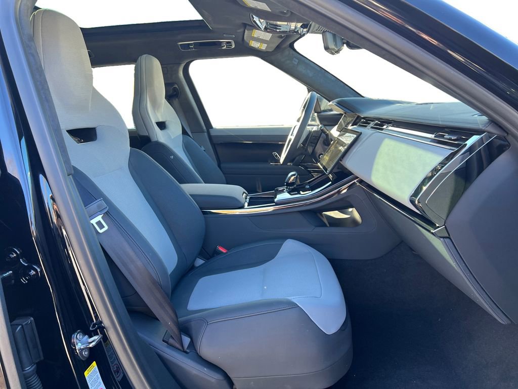 New 2025 Land Rover Range Rover Sport SV Edition Two image 28