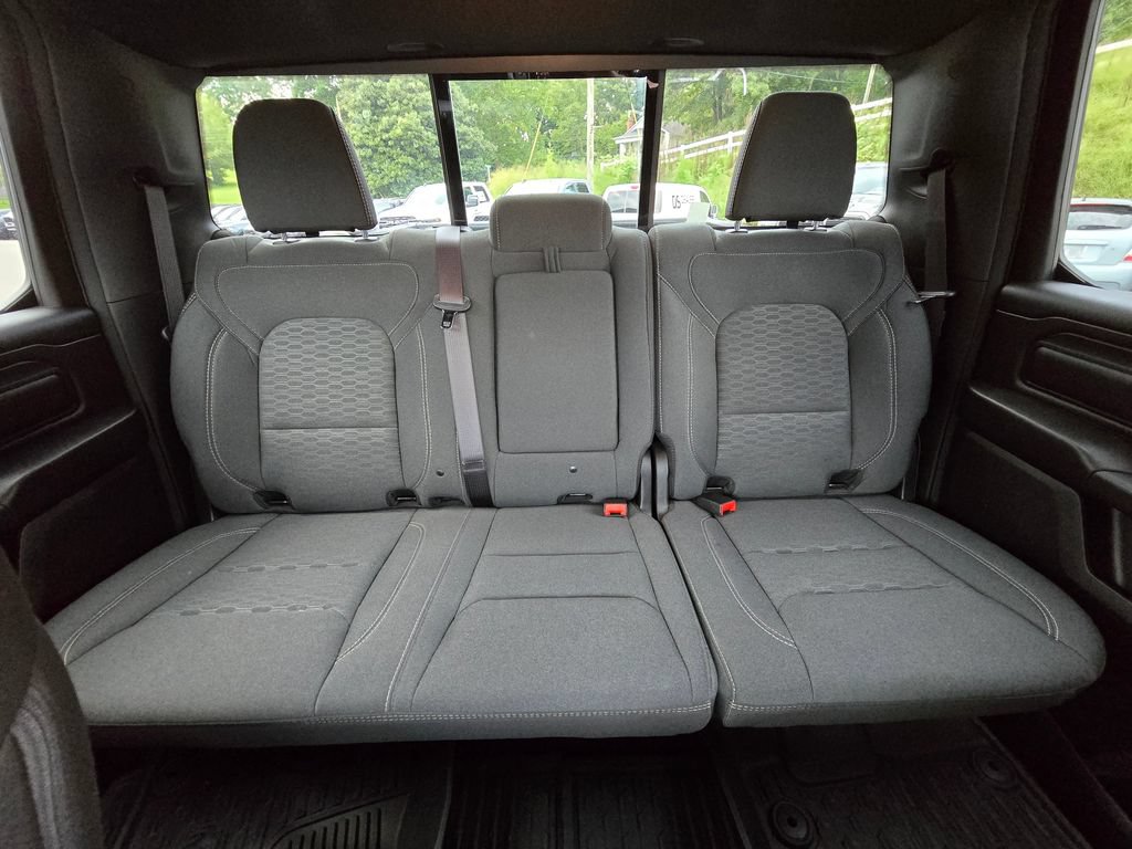Used 2025 RAM 1500 Warlock AWD/4WD image 43