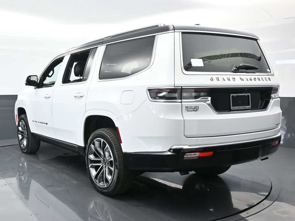 Used 2024 Jeep Grand Wagoneer Series III image 4