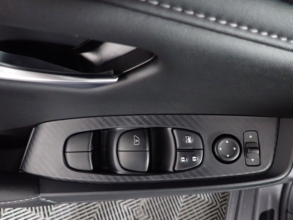 Used 2025 Nissan Sentra SV w/ All-Weather Package image 23