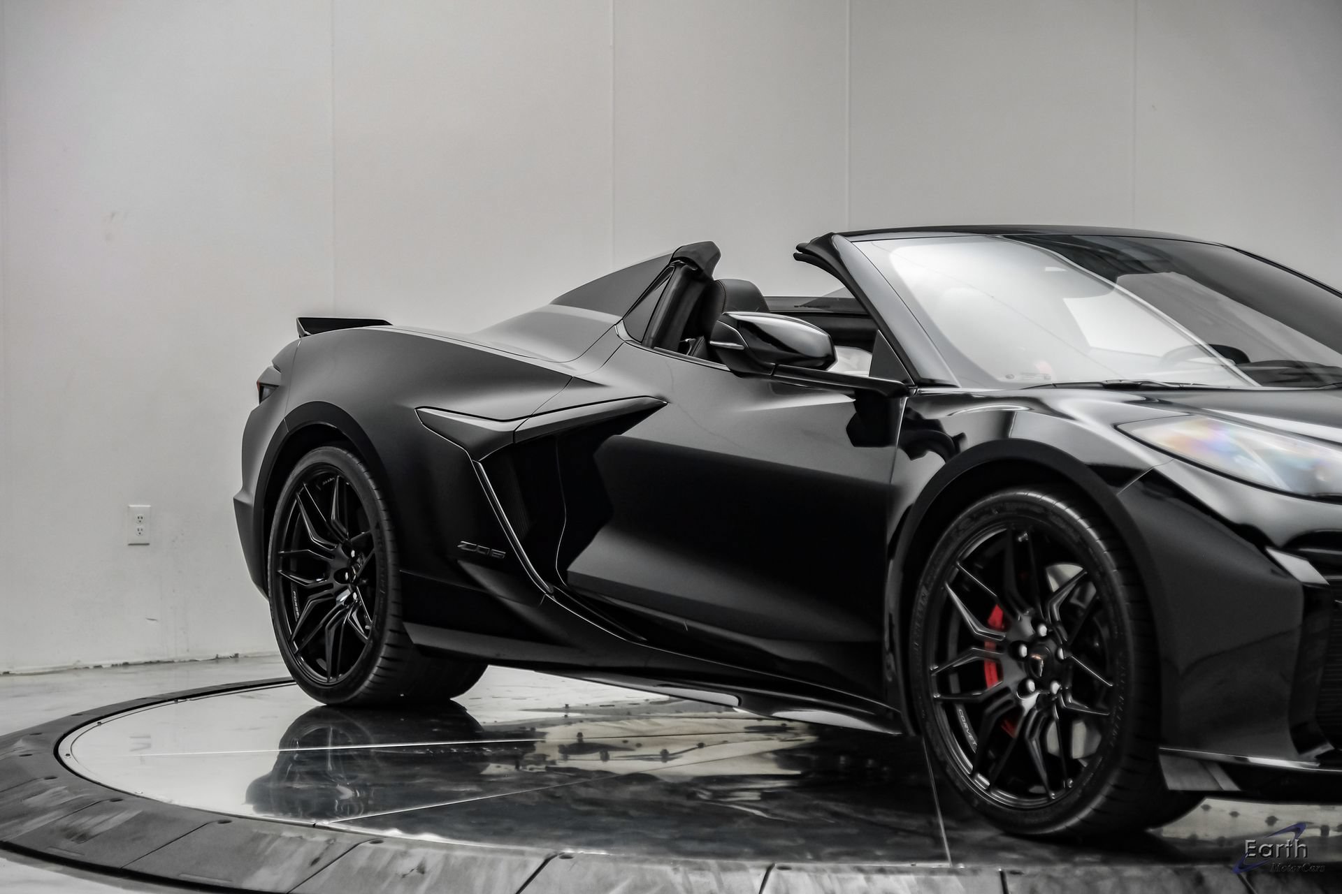 Used 2026 Chevrolet Corvette Z06 RWD image 33