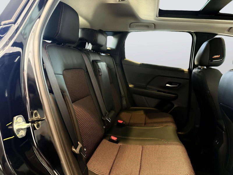 New 2026 Nissan Kicks SR w/ SR Premium Package image 30