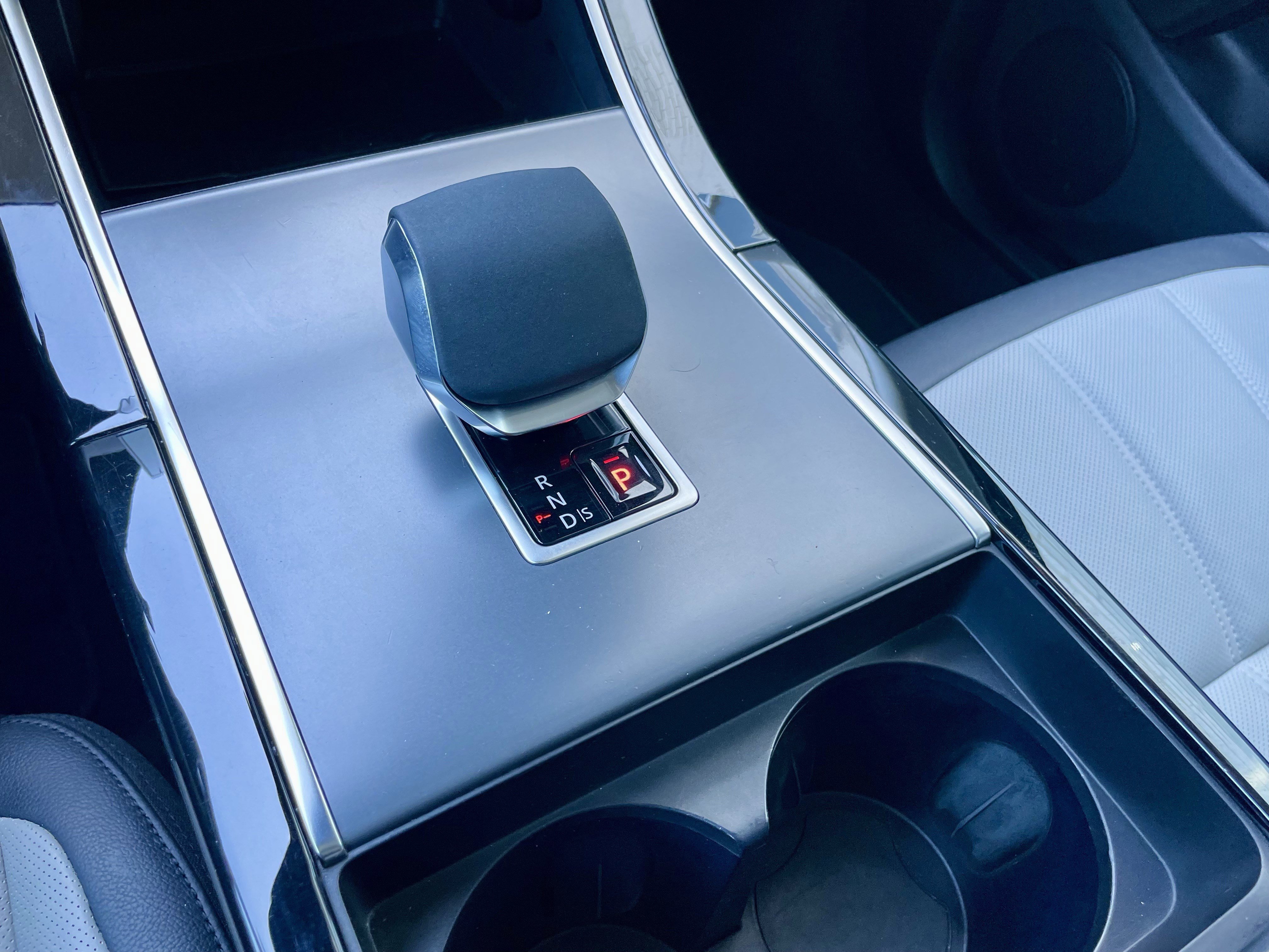 Certified 2025 Land Rover Range Rover Evoque Dynamic SE AWD/4WD image 20