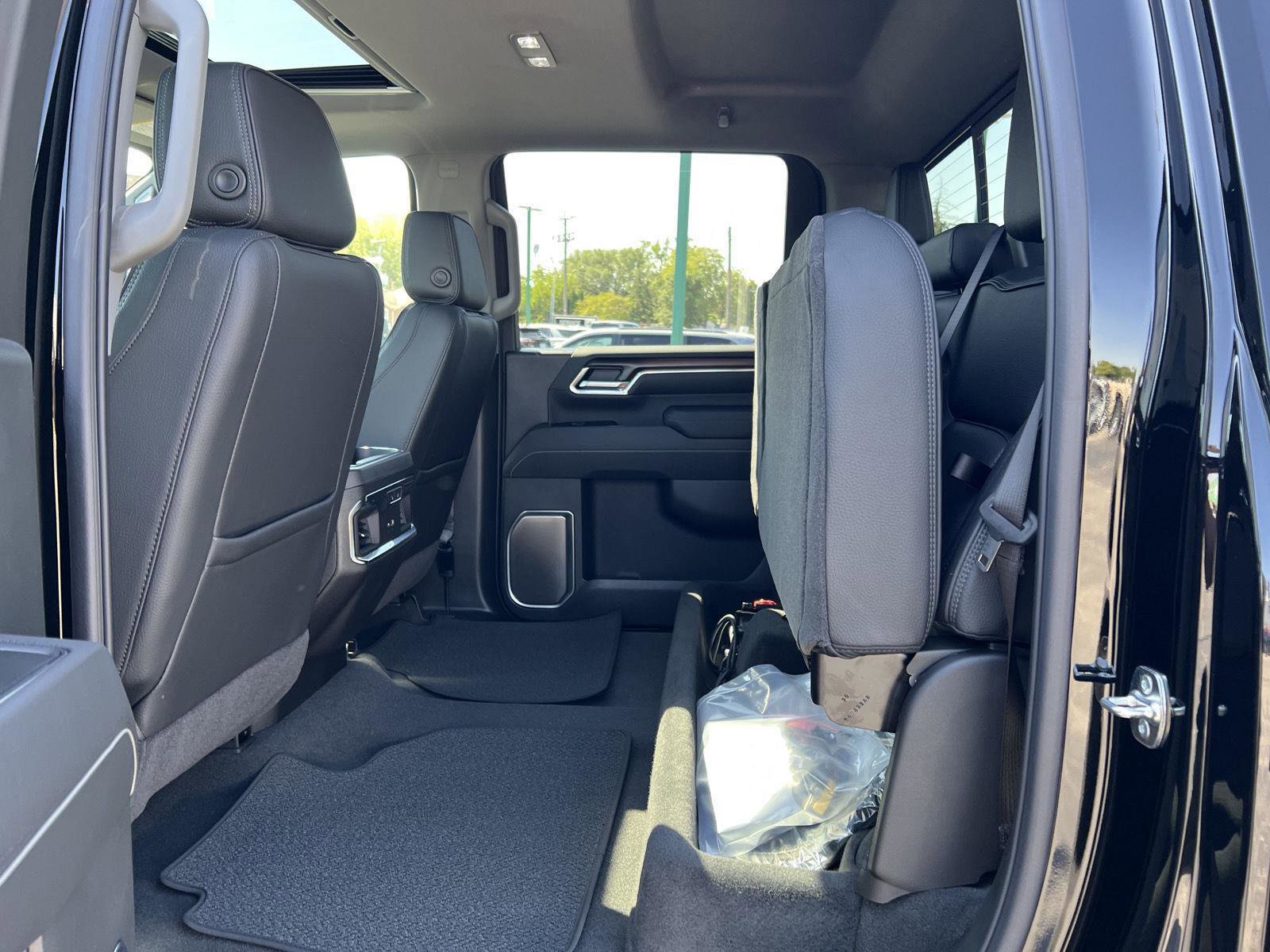 New 2026 GMC Sierra 2500 Denali w/ Denali Reserve Package image 47