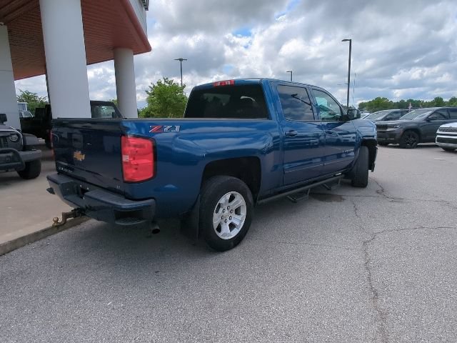 Used 2018 Chevrolet Silverado 1500 LT w/ All Star Edition AWD/4WD image 32