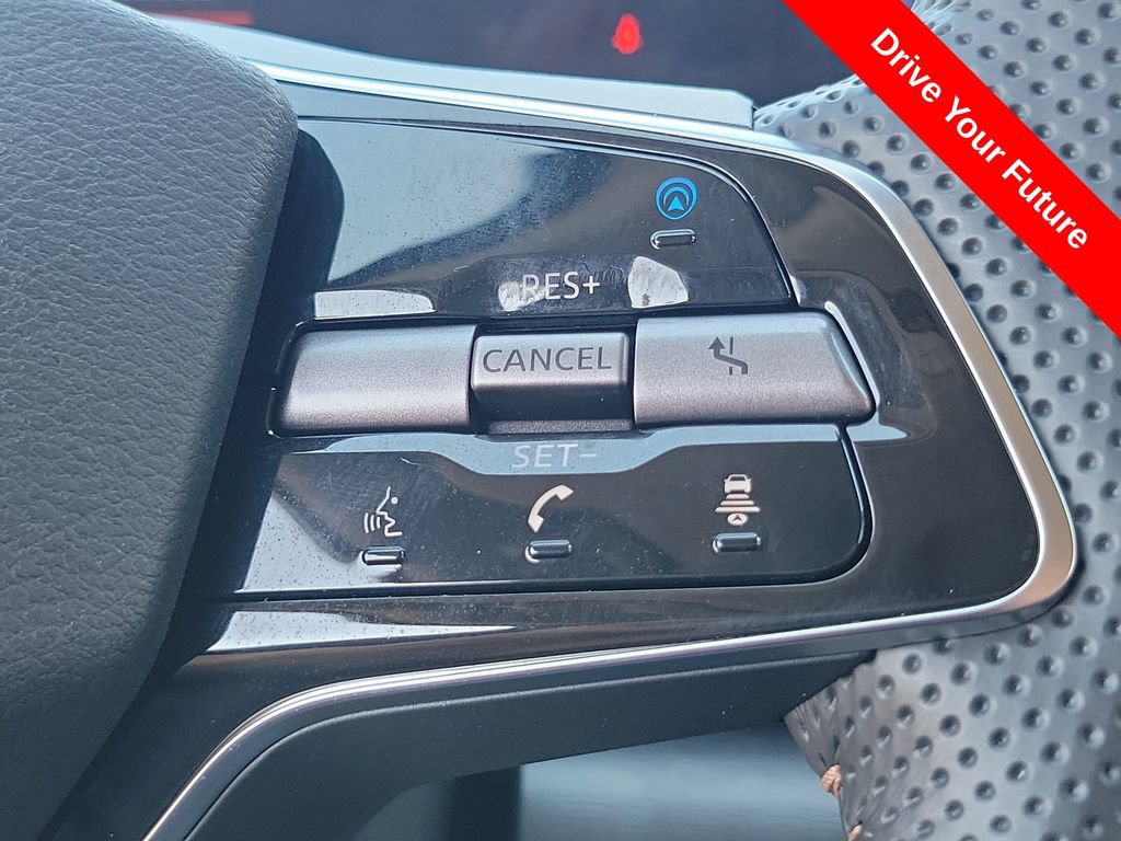 Used 2025 Nissan Ariya Platinum AWD/4WD image 6