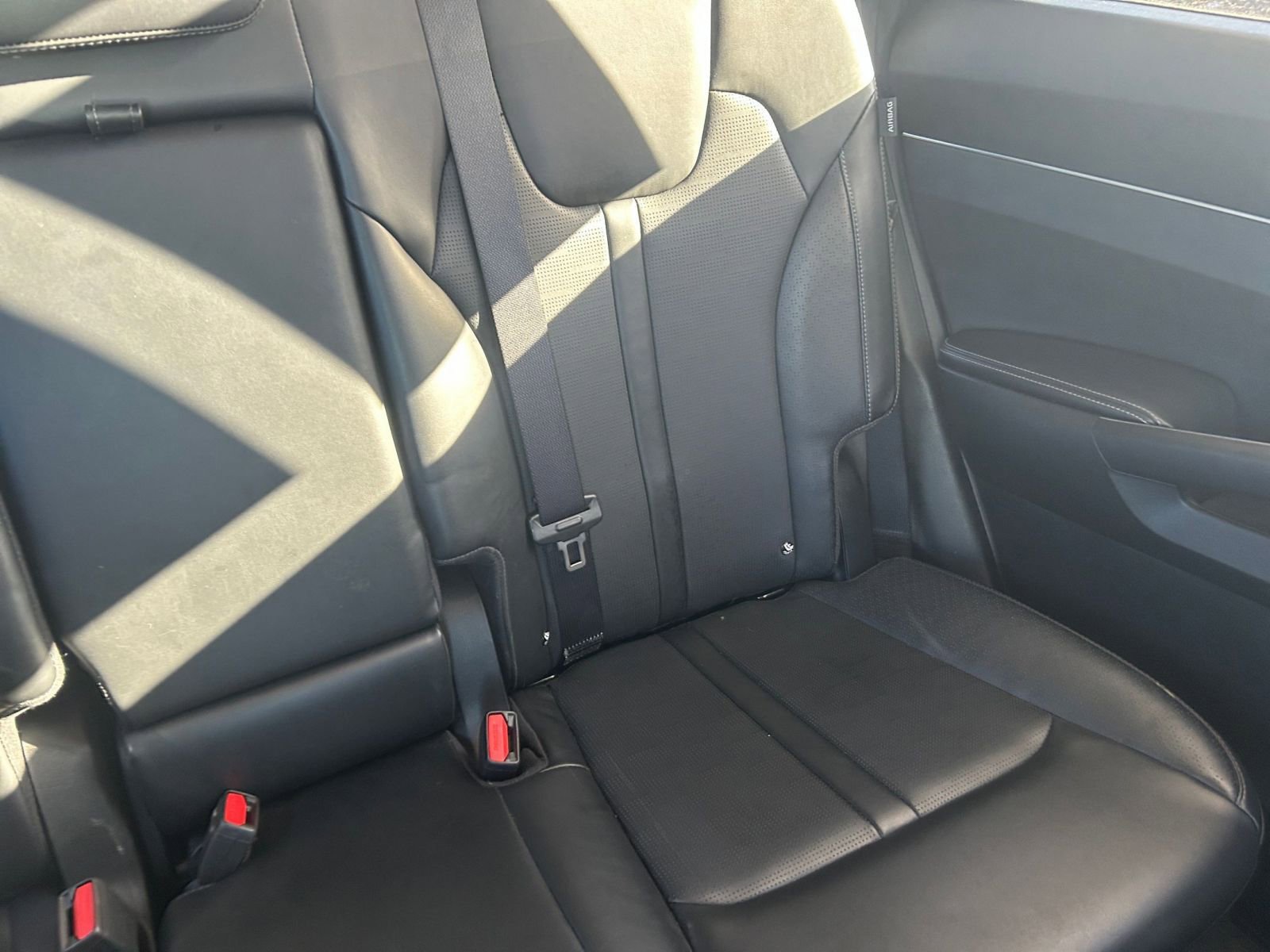 Used 2024 Kia Sorento S image 38