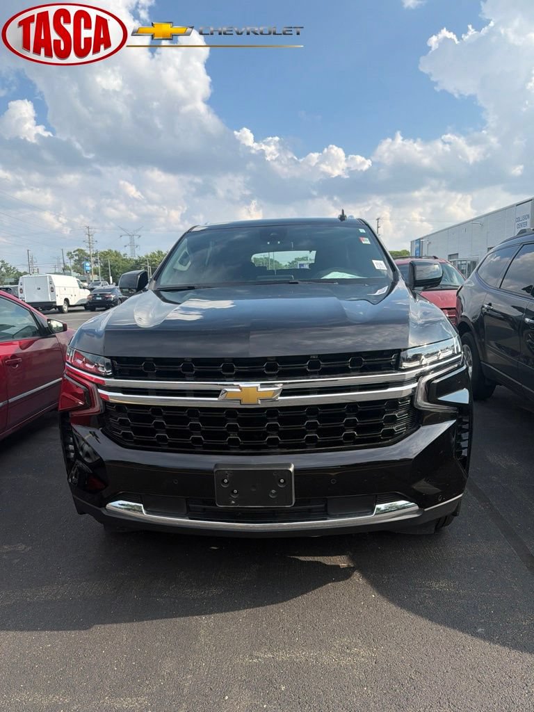 Used 2024 Chevrolet Suburban LS AWD/4WD image 1