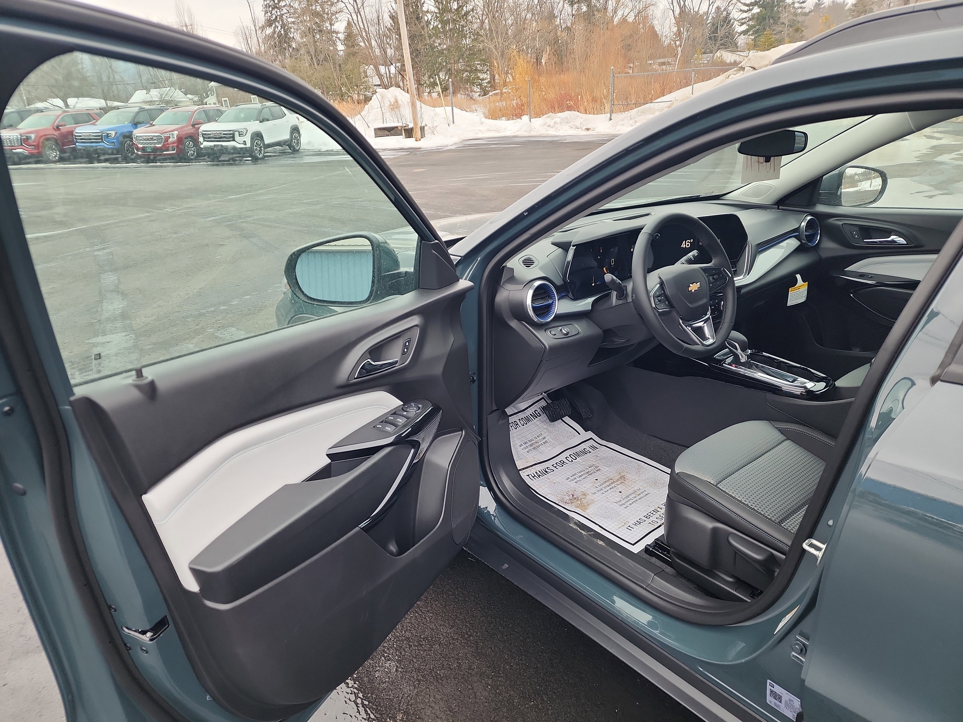 New 2026 Chevrolet Trax LT w/ LT Convenience Package image 10