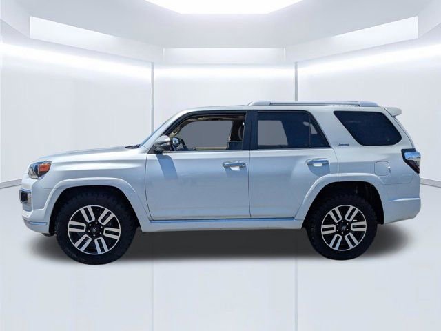 Used 2024 Toyota 4Runner Limited AWD/4WD image 7