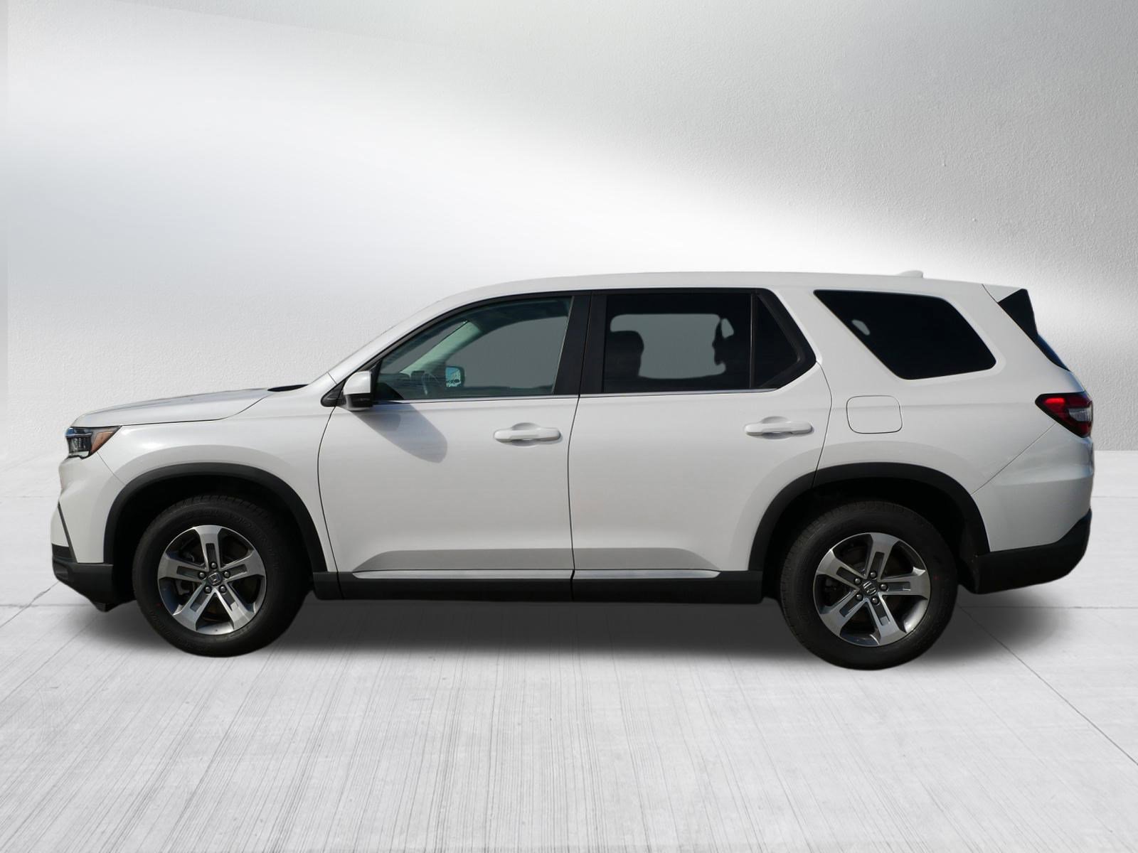 Certified 2025 Honda Pilot EX-L image 4