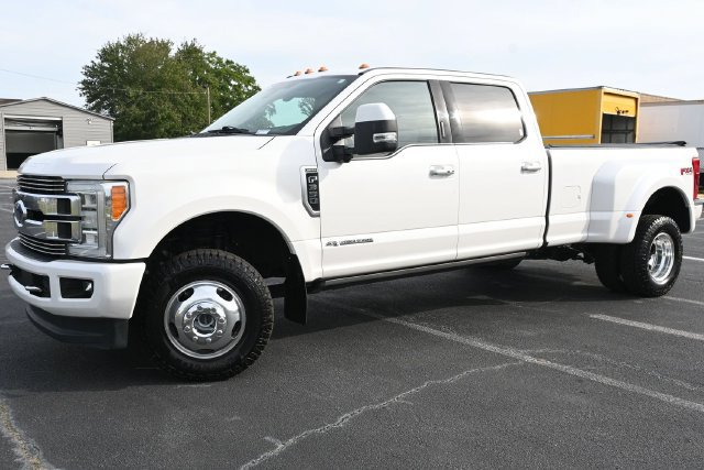 Used 2018 Ford F350 Limited AWD/4WD image 10
