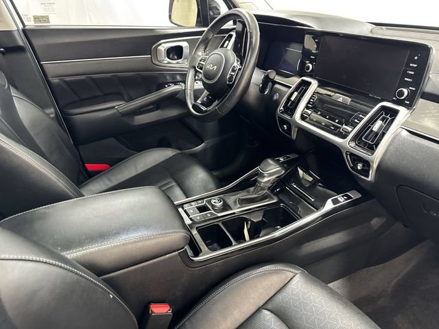 Used 2023 Kia Sorento SX FWD image 31