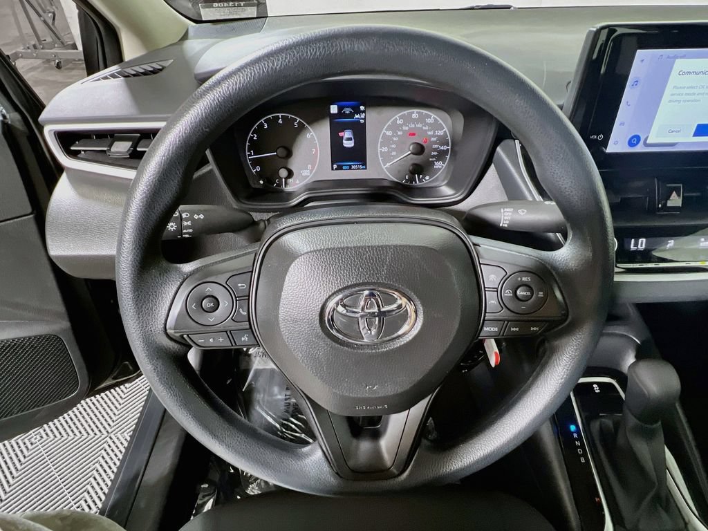 Certified 2025 Toyota Corolla LE FWD image 10