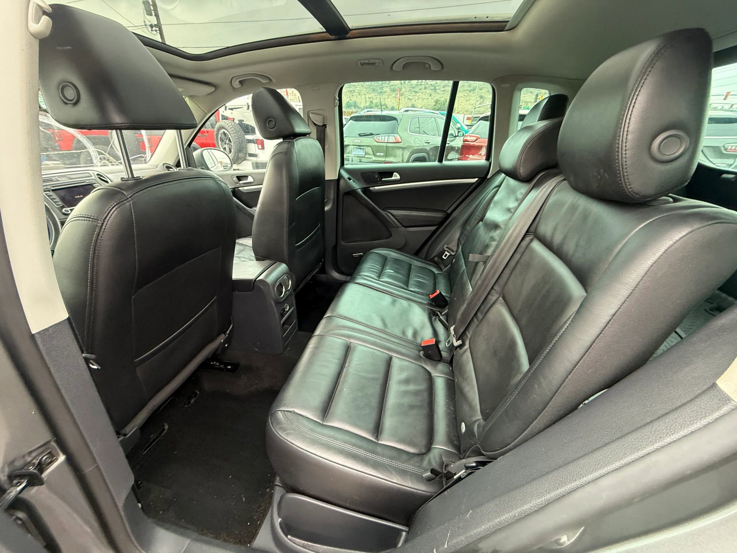 Used 2012 Volkswagen Tiguan S AWD/4WD image 15