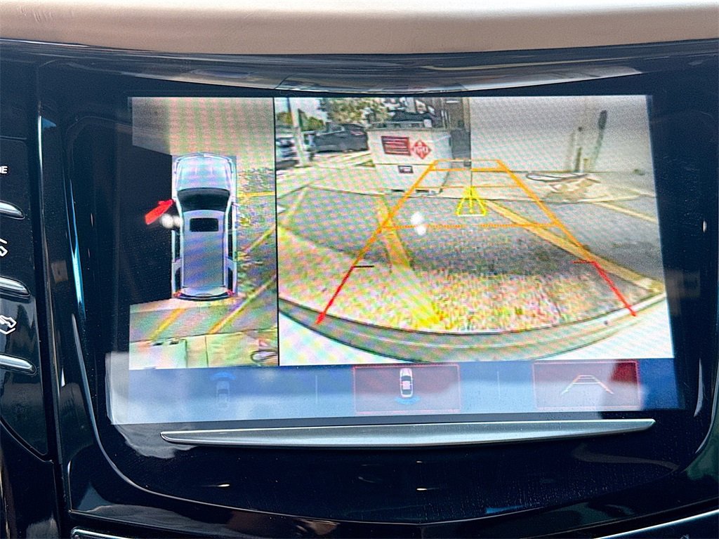 Used 2019 Cadillac Escalade Platinum image 15