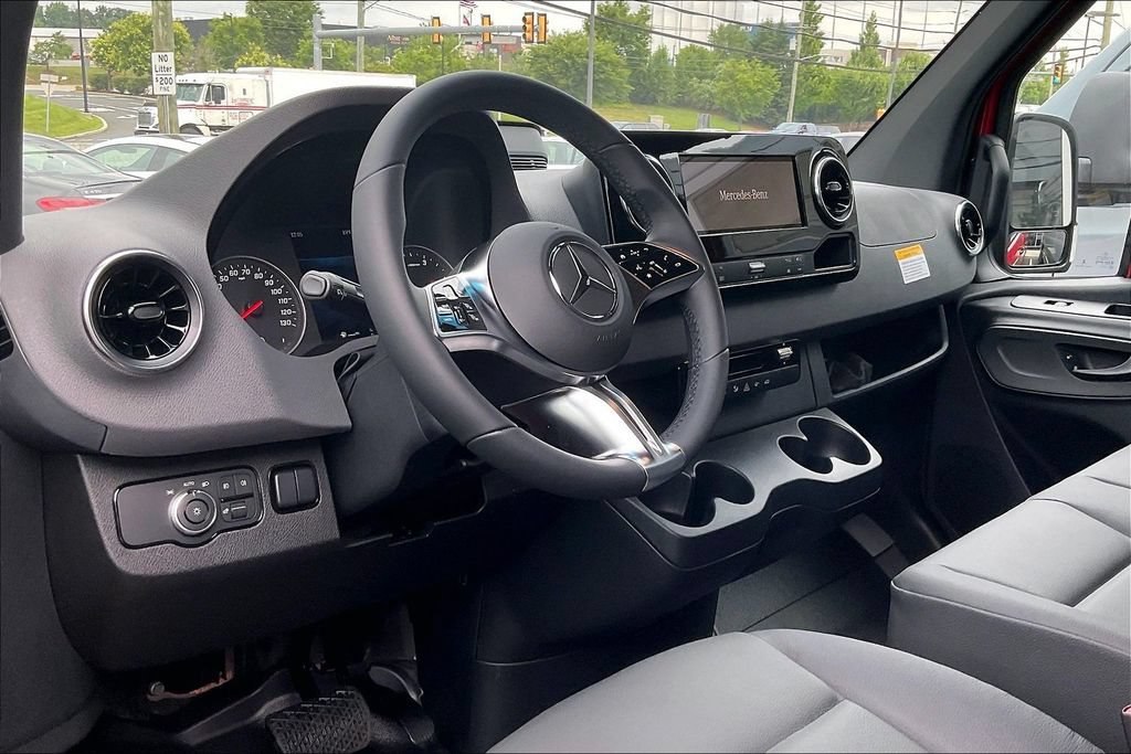 New 2026 Mercedes-Benz Sprinter 2500 image 4