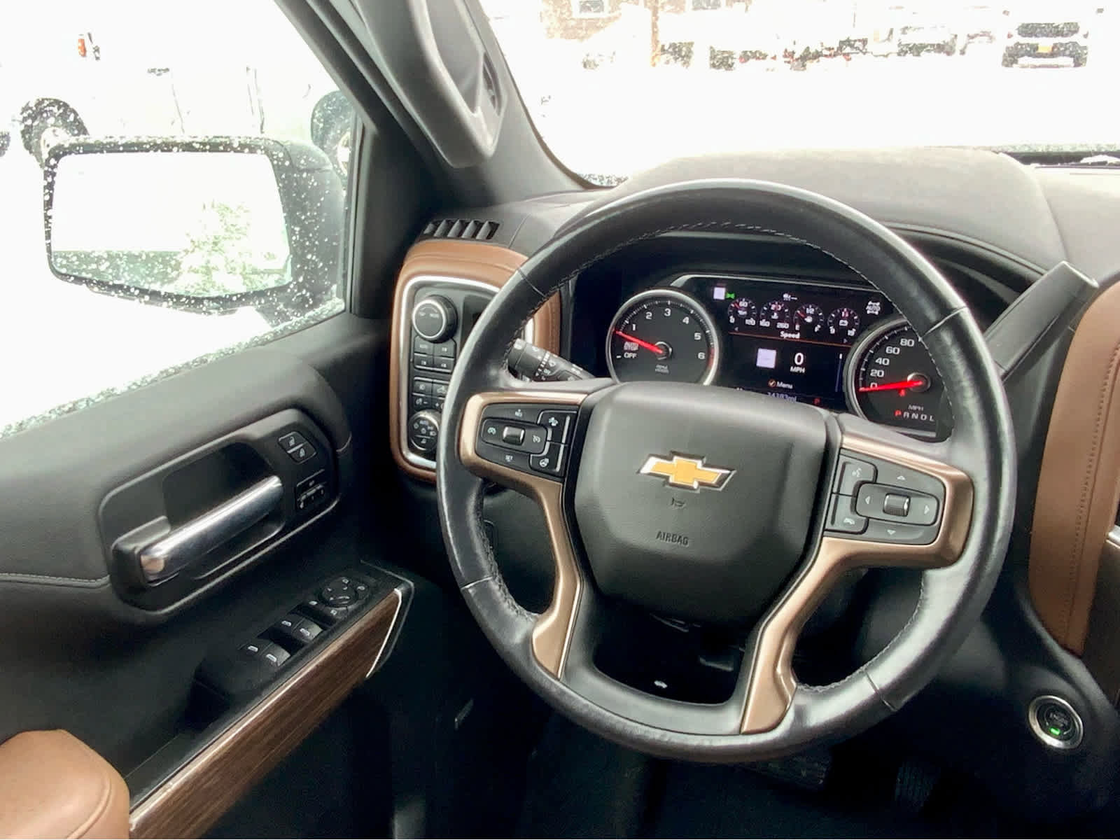 Used 2021 Chevrolet Silverado 1500 High Country image 34