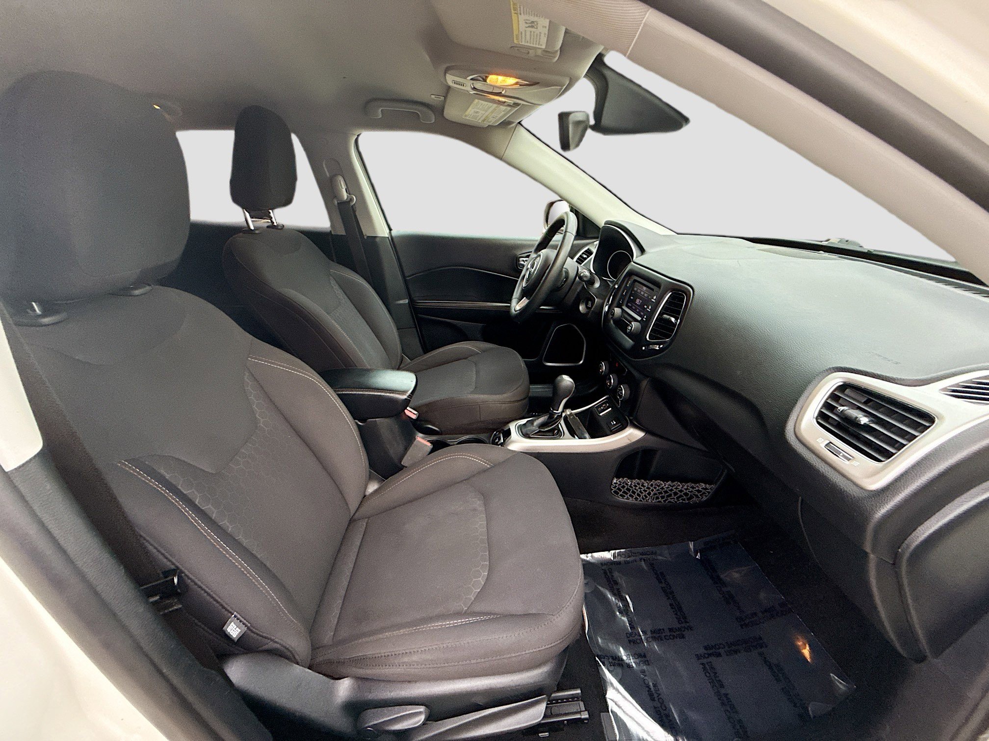 Used 2018 Jeep Compass Sport image 31