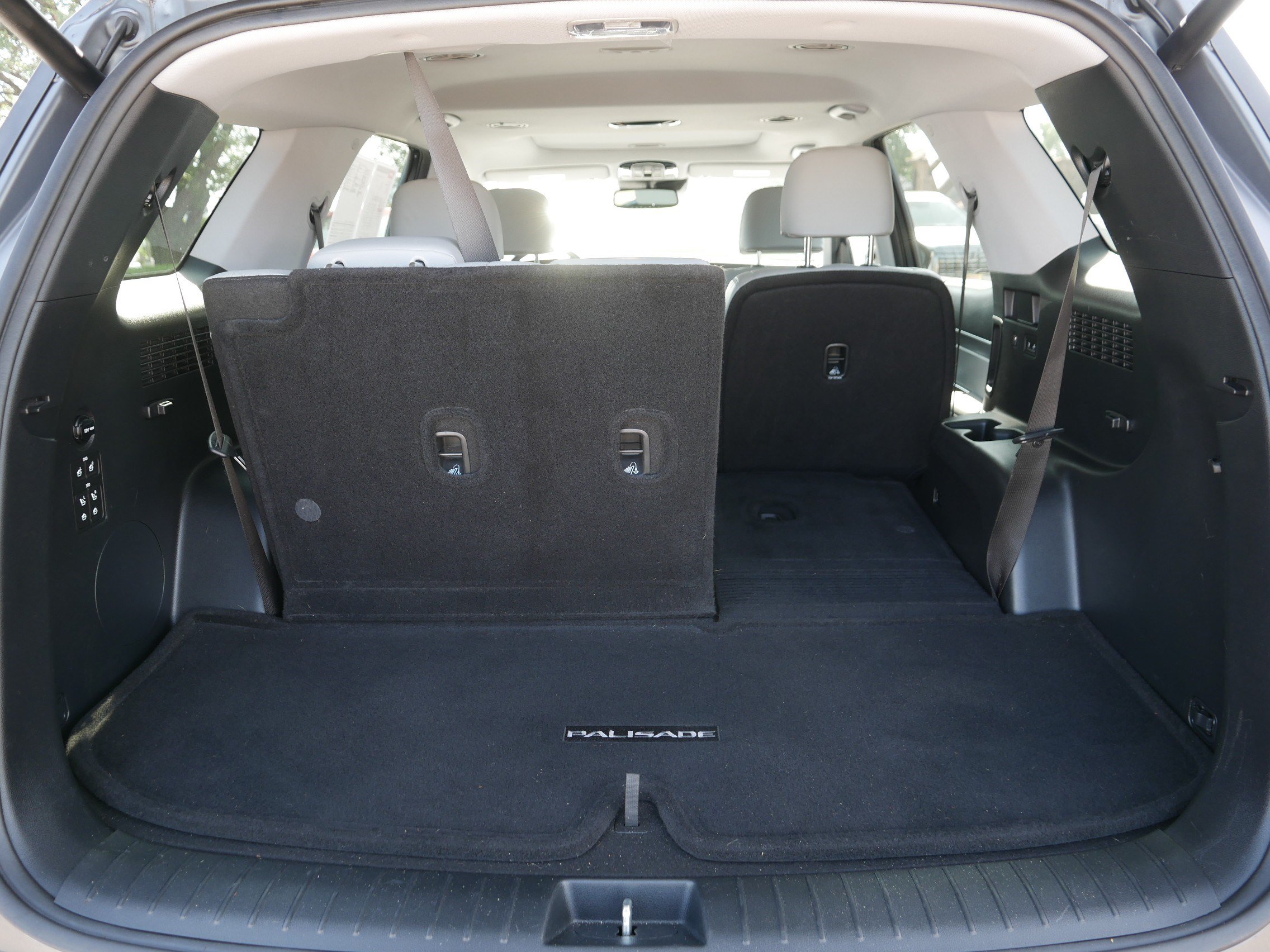 Used 2021 Hyundai Palisade SEL w/ Premium Package AWD/4WD image 18