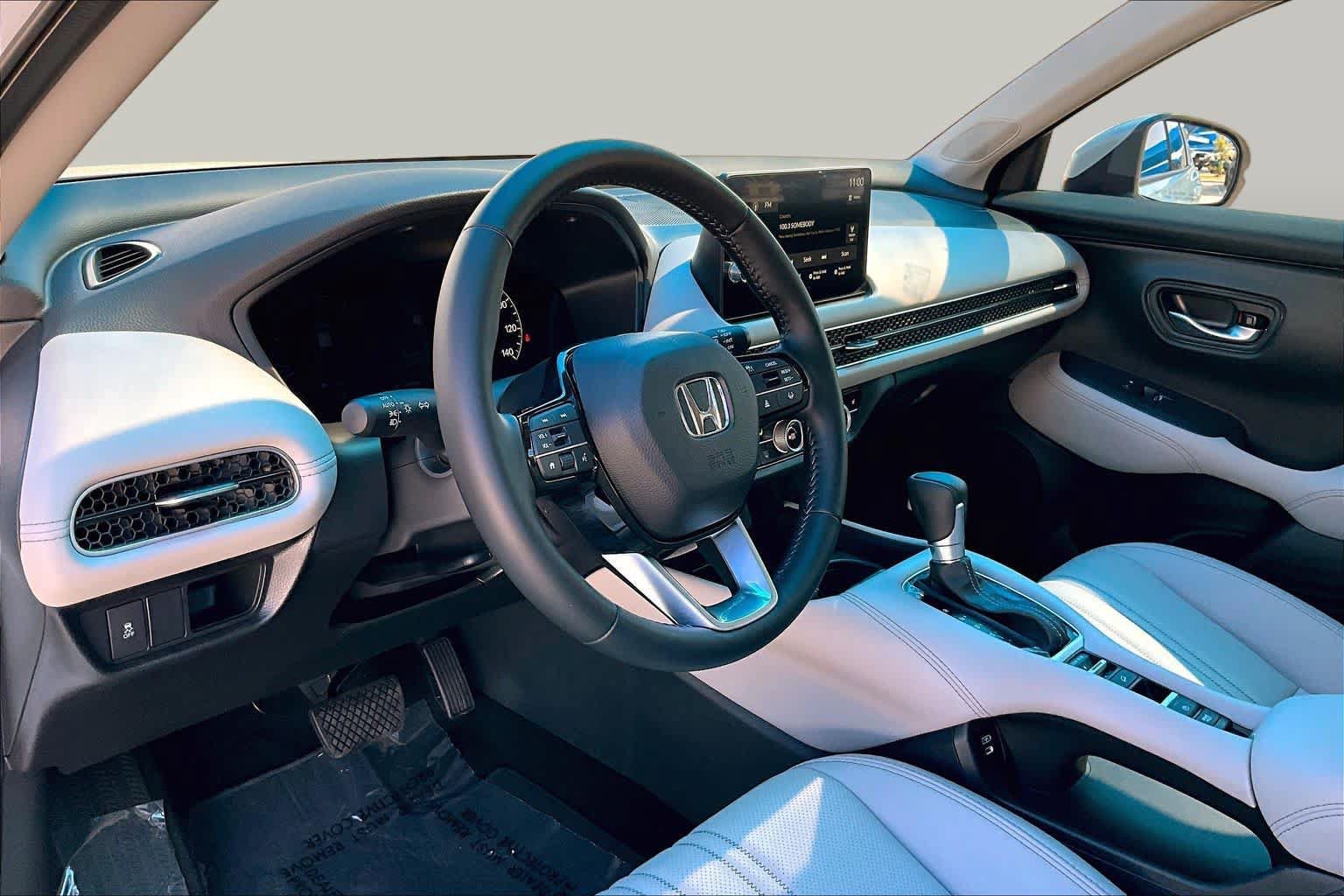 Used 2027 Honda HR-V EX-L image 18