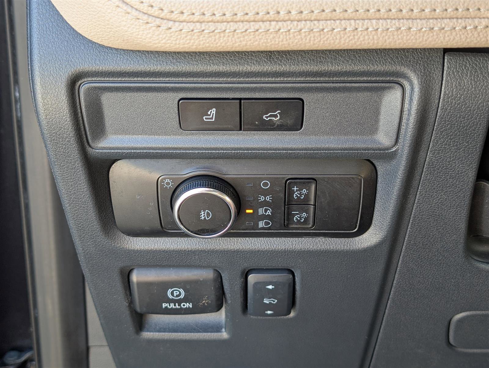 Used 2024 Ford Expedition Max Limited image 22