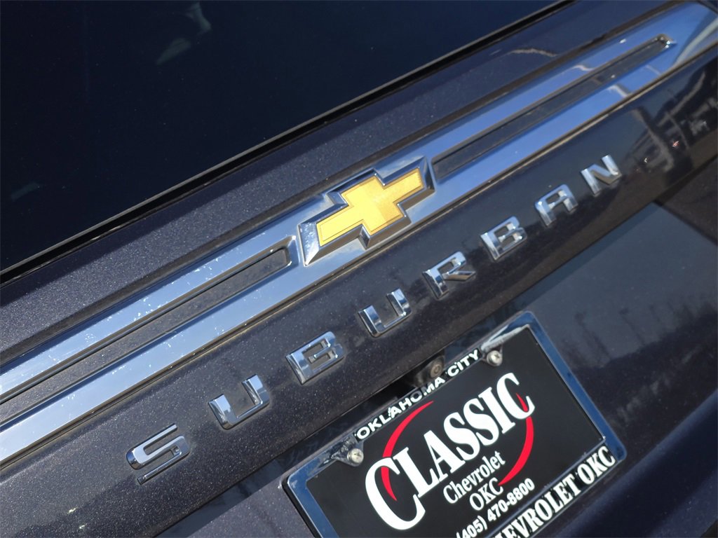Used 2023 Chevrolet Suburban LT image 33