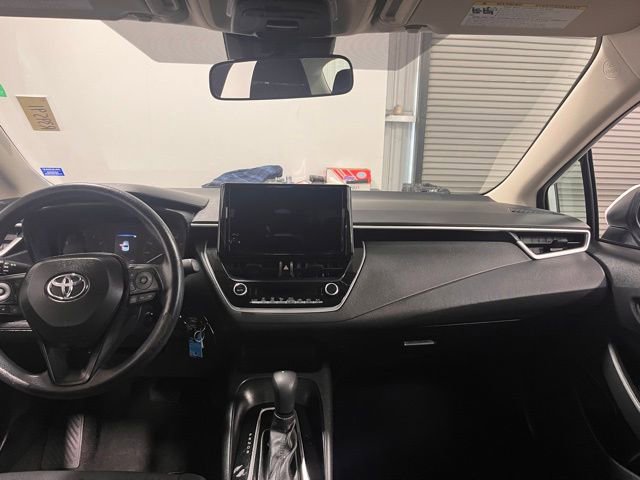 Used 2023 Toyota Corolla LE image 20