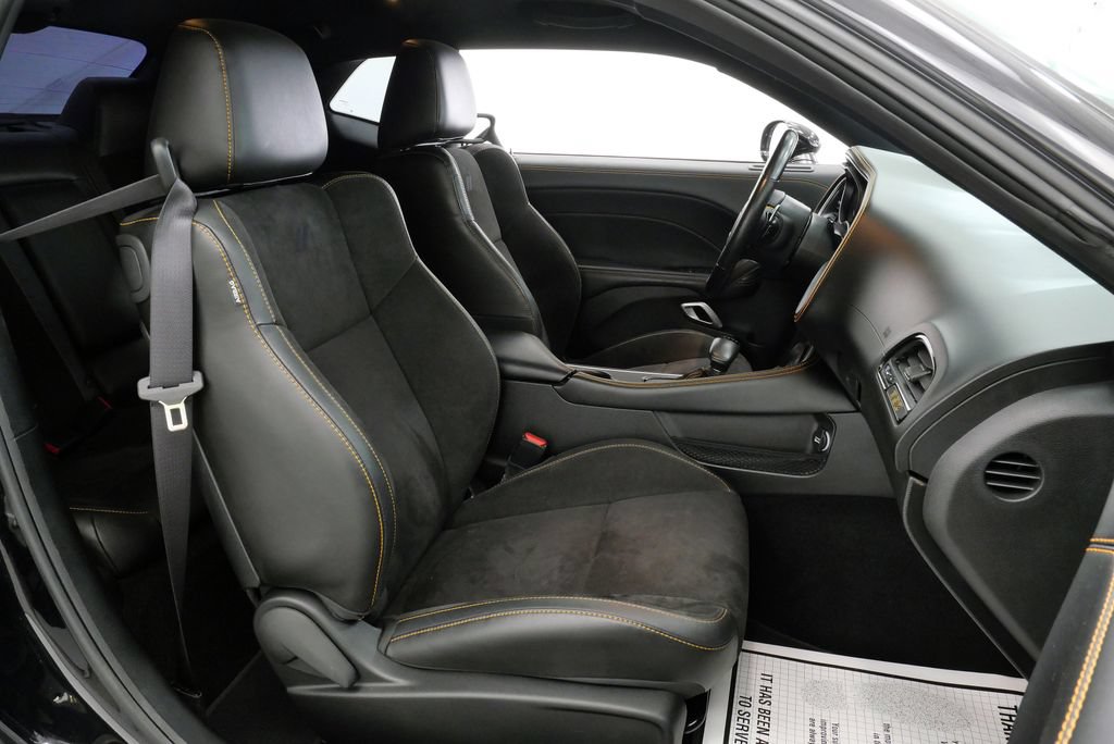 Used 2022 Dodge Challenger R/T Scat Pack RWD image 17