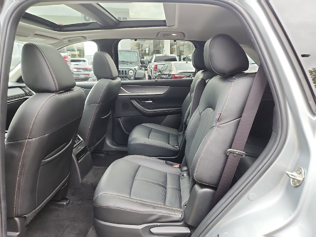 Used 2024 MAZDA CX-90 Plug-In Hybrid w/ Premium Pkg AWD/4WD image 10